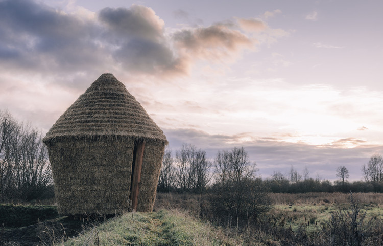 Thatched Roofs: History, Performance and Possibilities in Architecture - Image 4 of 9