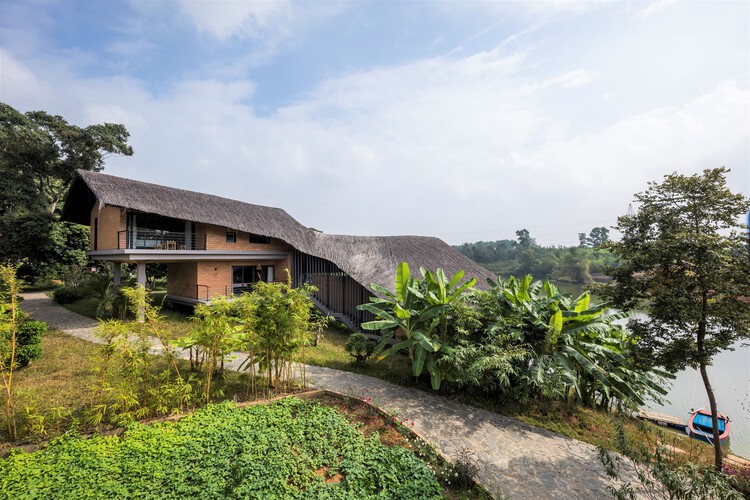 Sister’s House / 1+1>2 Architects - Exterior Photography, Windows, Garden