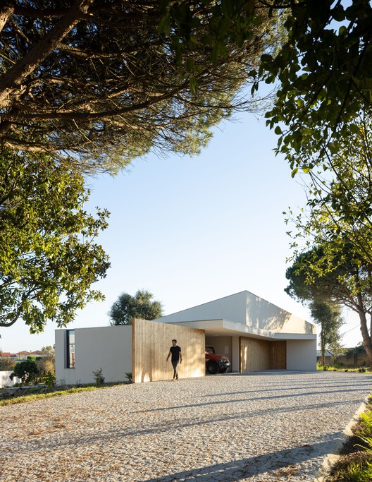 Casa dos Santos / Ana de Bastos - Fotografia de Exterior