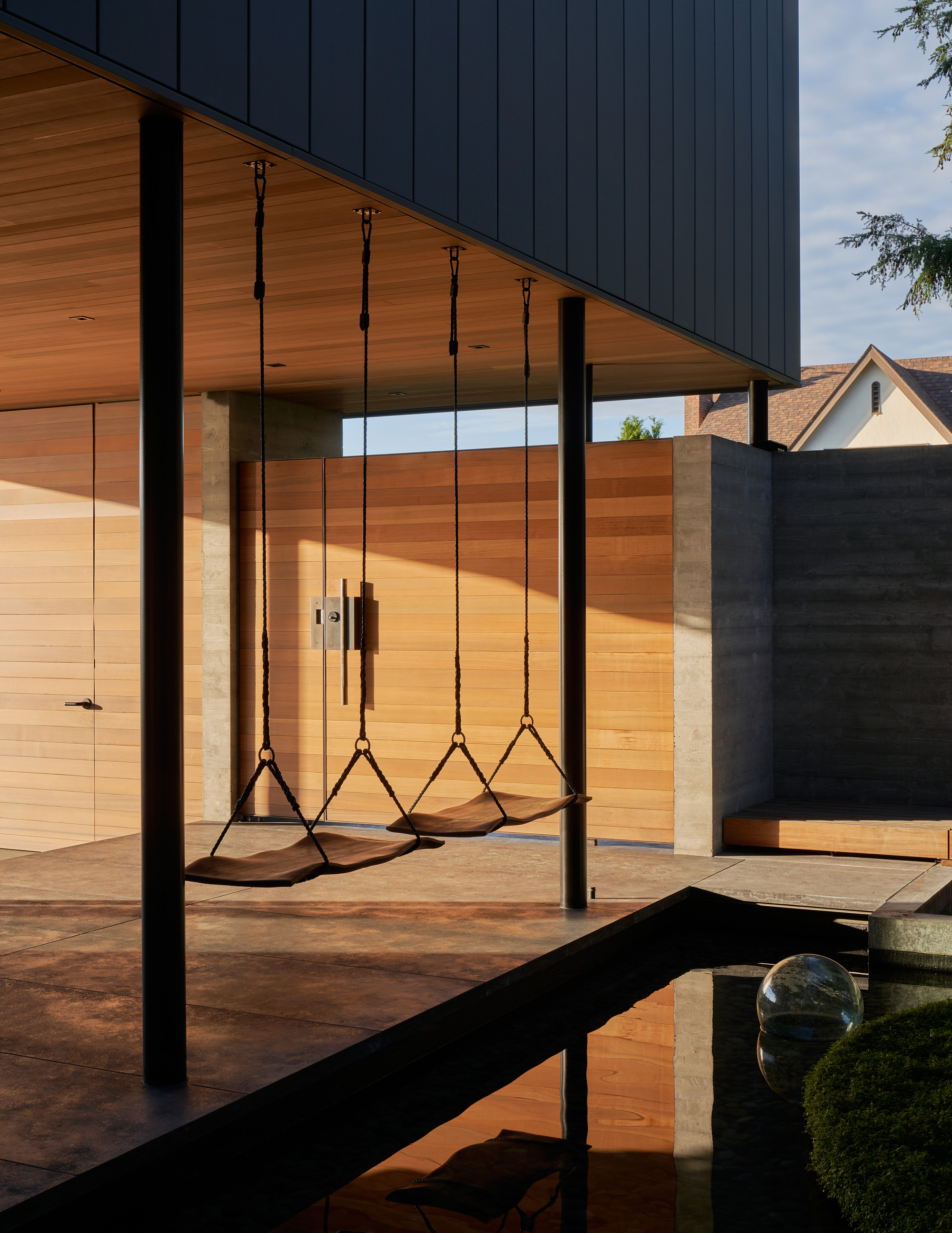 Galería de La casa de la perca / Chadbourne + Doss Architects 19