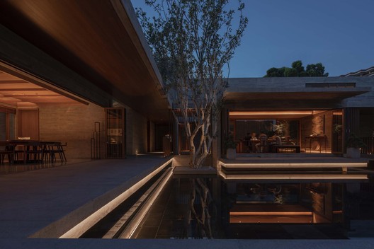 The Flowing Garden House / More Than Arch Studio - Exterior Photography, Facade