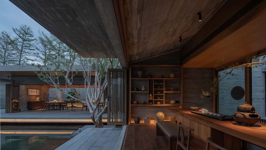 The Flowing Garden House / More Than Arch Studio - Interior Photography, Kitchen, Beam