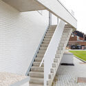Marcinelle II School / OPEN ARCHITECTES + LT2A - Interior Photography, Classrooms, Stairs