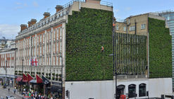 Can Exterior Green Walls Contribute to a Carbon Neutral Architecture?