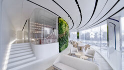 NIO House Showroom / August Green