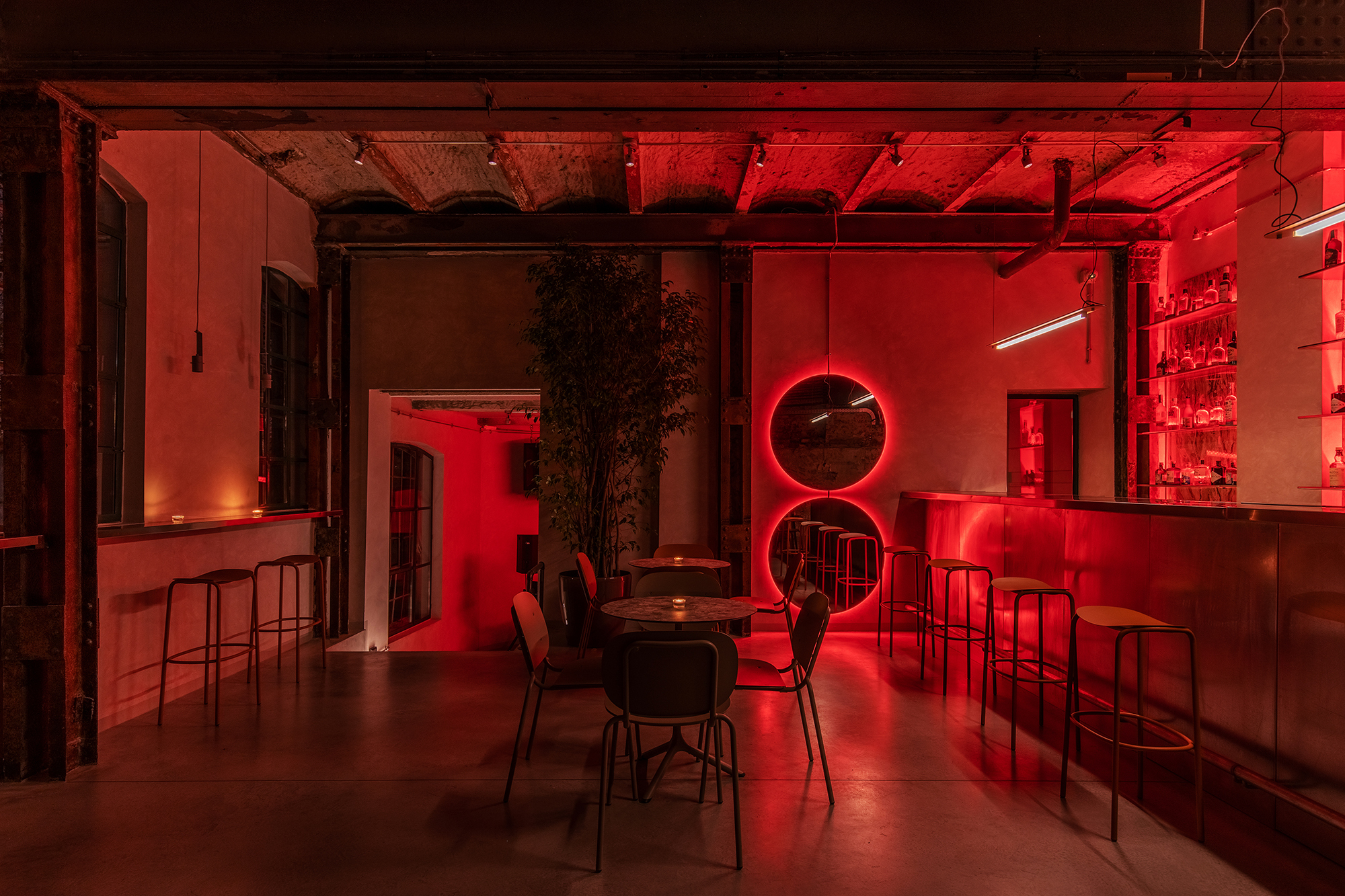 Gallery of Platforma Wolff DJ Bar / Apio Studio - 14