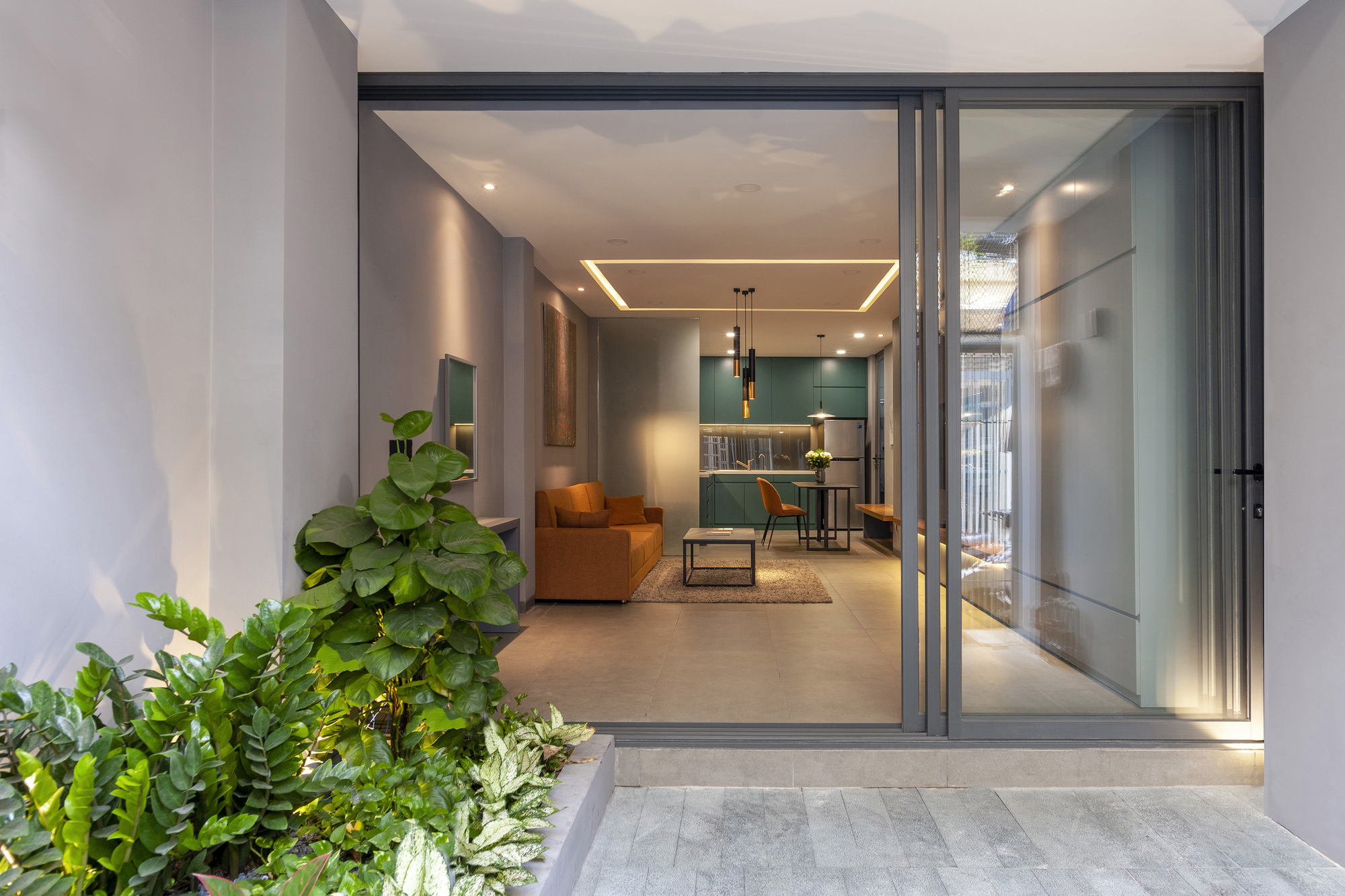 Gallery of Cage House / ROOM+ Design & Build - 7