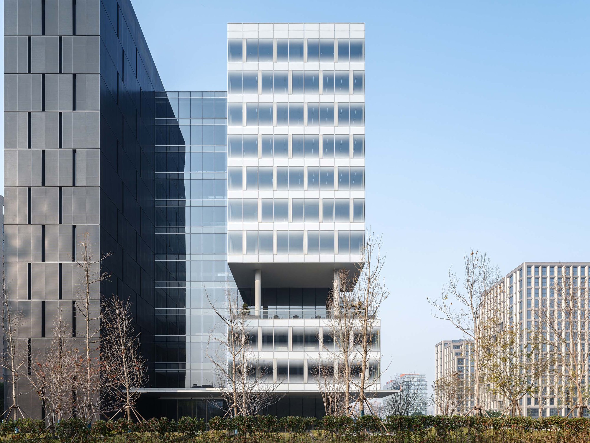 Gallery of Viewshine Headquarters / gad + line+ - 10
