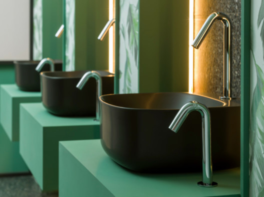 Bathrooms with Personality: 6 Design Trends - Image 11 of 15