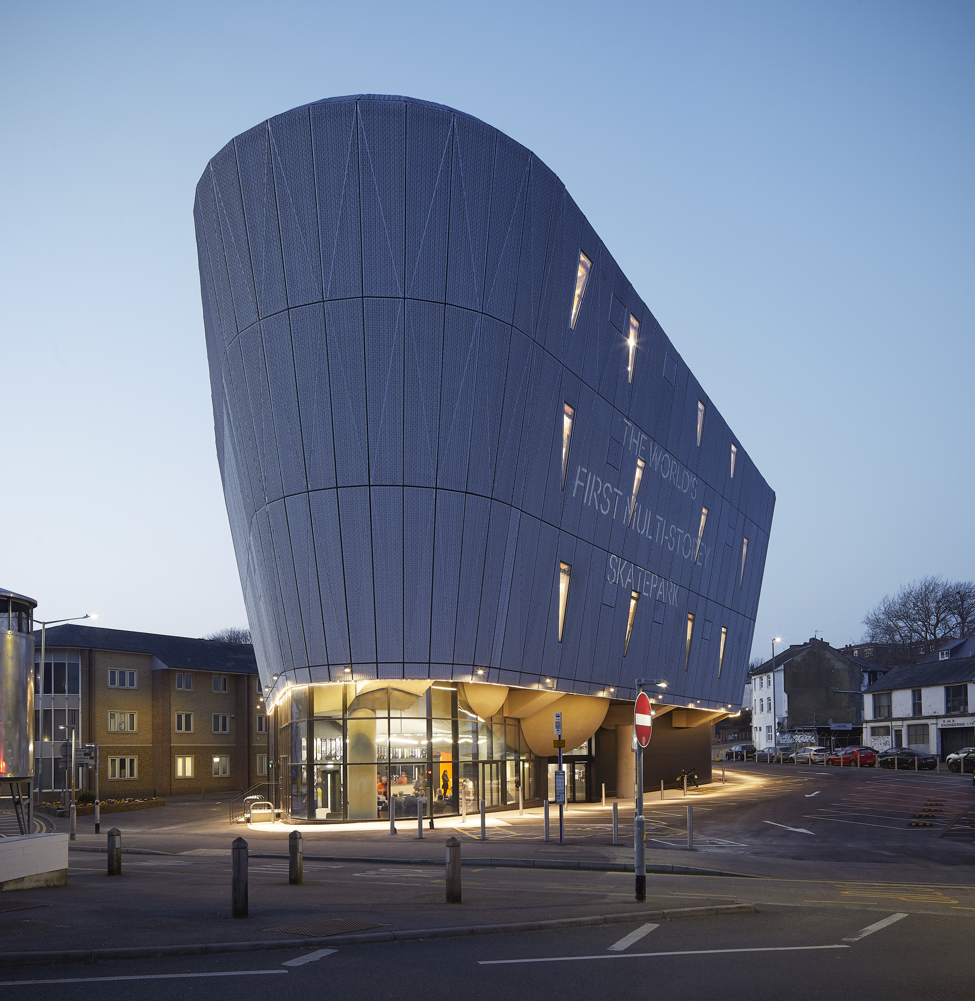 Galería de F51 Folkestone Skatepark / Hollaway Studio 10