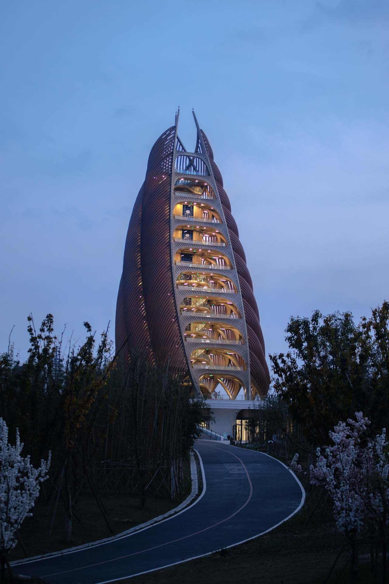 55项目夜景_摄影_存在建筑.jpg?