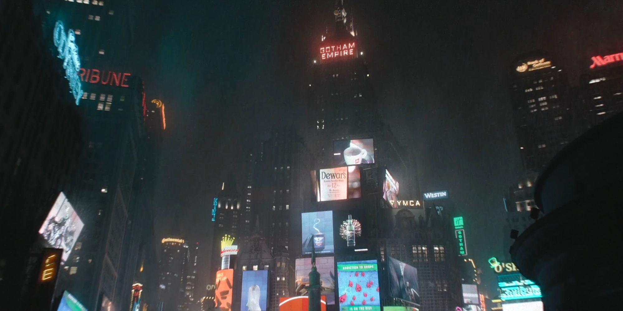 Gallery of Cinema, Architecture, and the City in "Batman" - 2