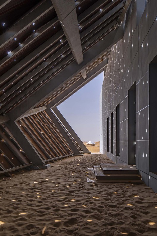 Service Center of the Desert Galaxy Camp / 3andwich Design - Interior Photography, Beam