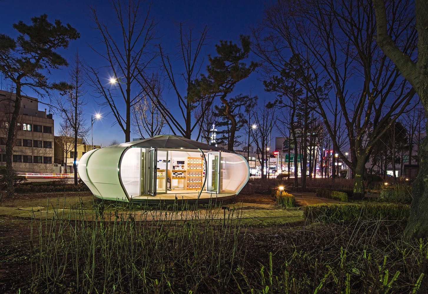 Gallery of Reading Spaces: The Book as an Architectural Element - 2