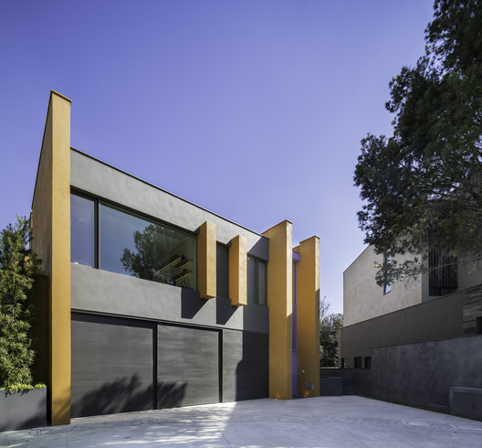 Casa rinde homenaje al legado del arquitecto mexicano Ricardo Legorreta - Imagen 5 de 19