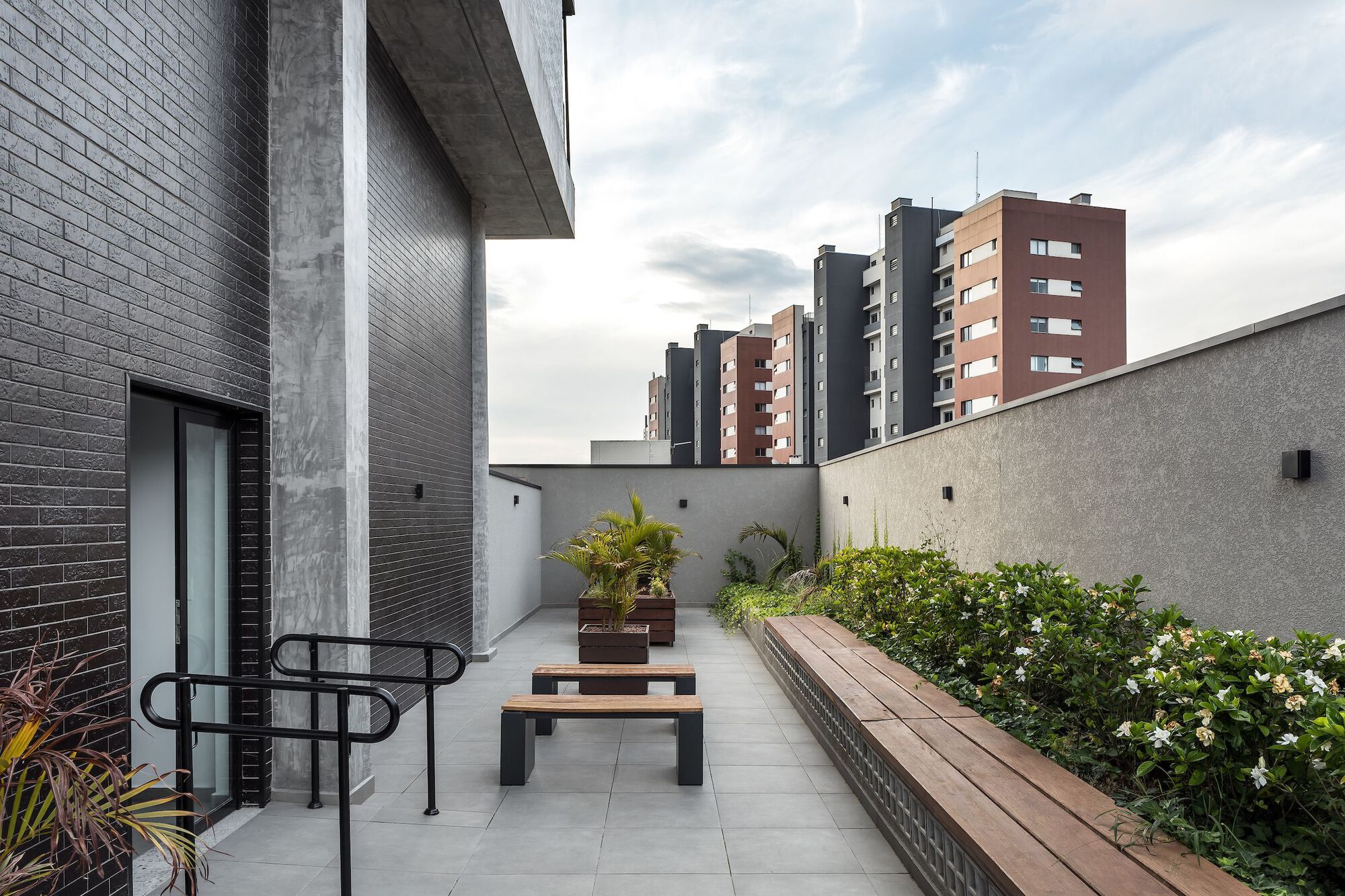 Gallery of Klee Urban Habitat Building / Solo Arquitetos 6