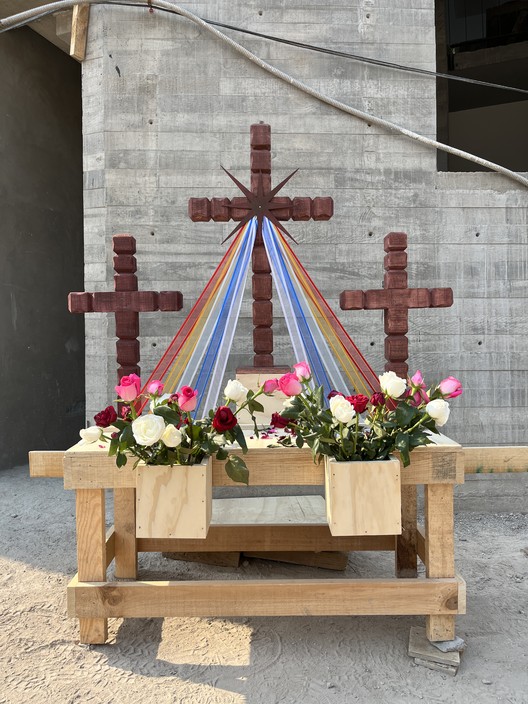 This is how the Day of the Holy Cross and Construction Workers' Day are celebrated in Mexico This is how the Day of the Holy Cross and Construction Workers' Day are celebrated in Mexico - Image 5 of 20