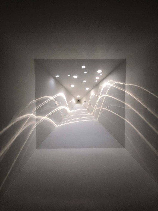 Aquarius Pyramid House / IROJE Architects & Planners - Interior Photography