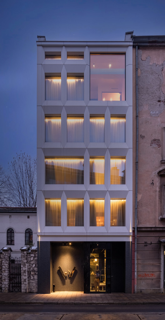 极简石刻立面，Warszauer 精品酒店 / INDO Architekci - 建筑图, 视窗, 表皮