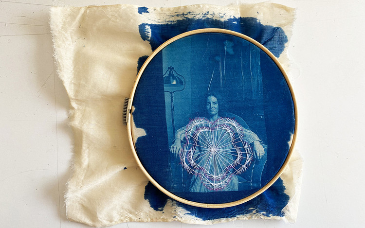 Architectural Embroidery: Another Way to Represent and Narrate Architecture by Jimena Hogrebe - More Images