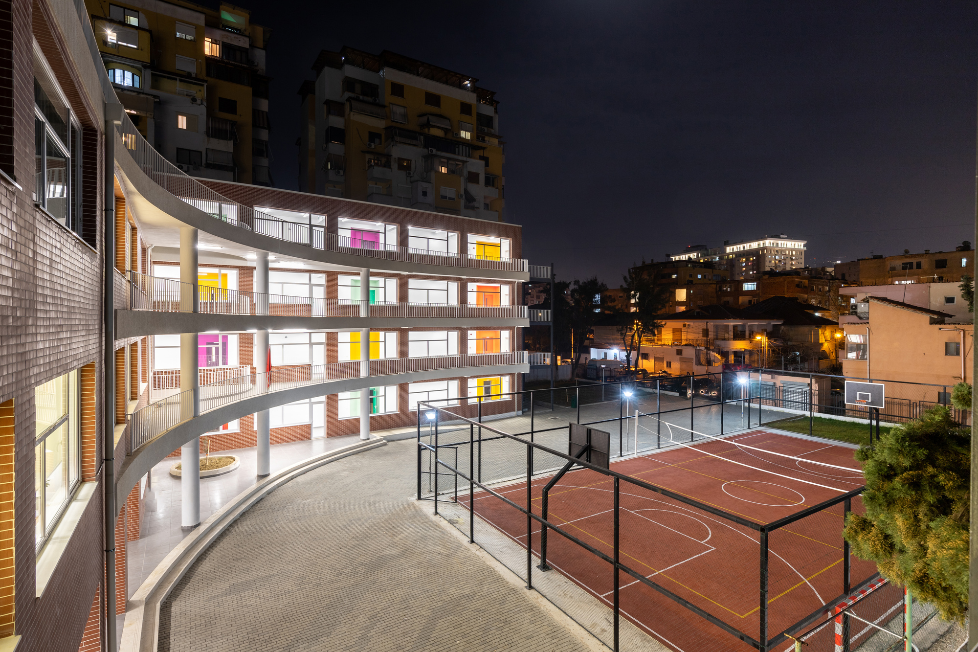 Turduiu Gallery of Qazim Turdiu Primary & Secondary School / StudioArch4 - 28