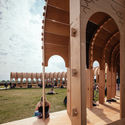 Brighton Festival Brings the Riwaq, a Type of Arabic Colonnade, to the Hove Seafront, in the UK - Image 4 of 4