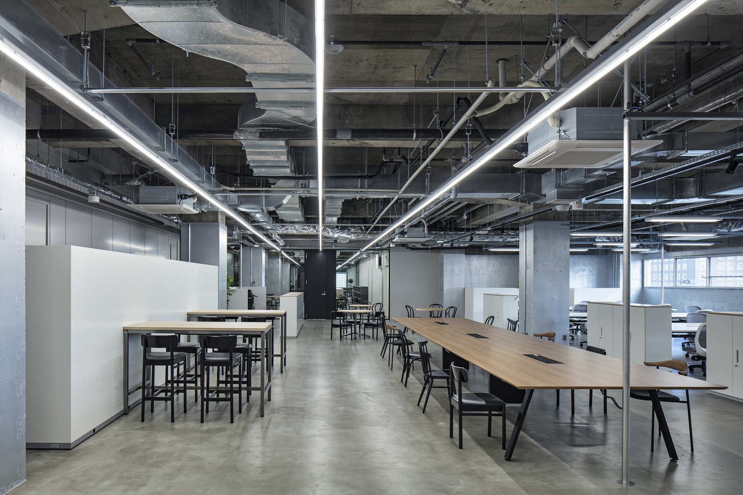 Picture of Gallery of Polished Concrete Floors: 25 Projects that Combine ...