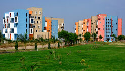 Complejo residencial Shree Town / Sanjay Puri Architects