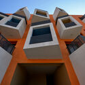 Complejo residencial Shree Town / Sanjay Puri Architects - Fotografía exterior, Residencial, Fachada