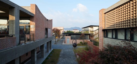 Dingshu Vocational School of Pottery / genarchitects - Exterior Photography, Windows, Facade