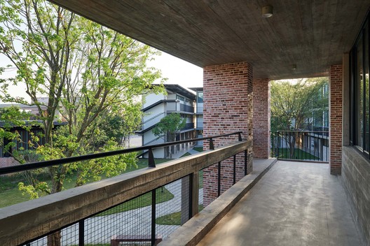 Dingshu Vocational School of Pottery / genarchitects - Exterior Photography, Handrail