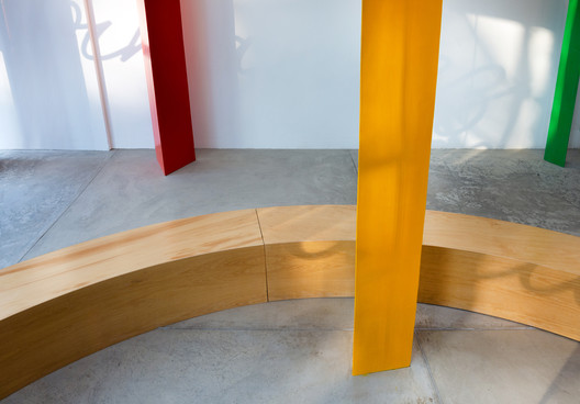 Simplicity, colors, and abstract forms: the new space designed by Benjamín Cadena in Bogotá - Image 14 of 15