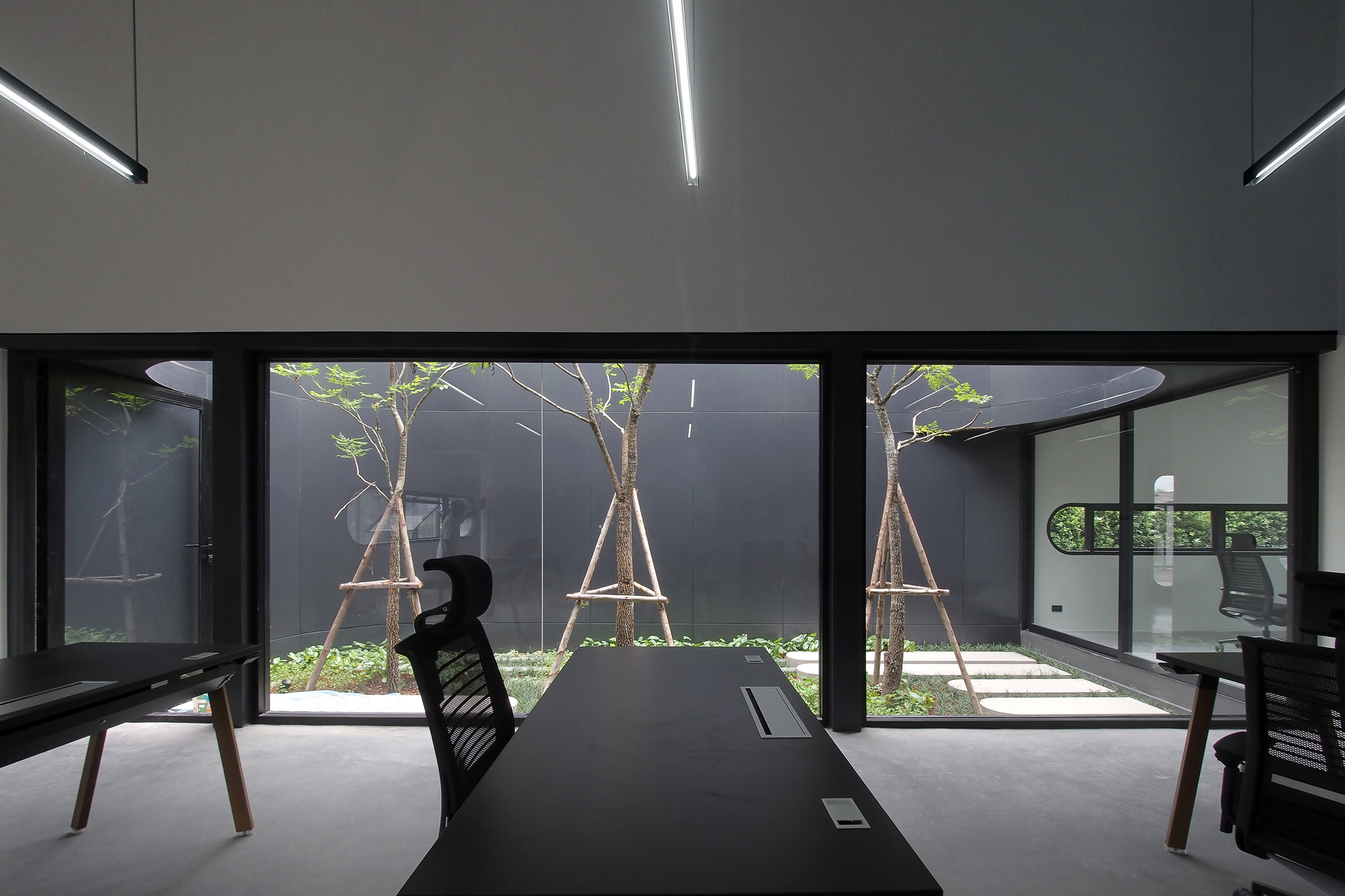 Gallery of Seven Lakes Office / ASWA 15