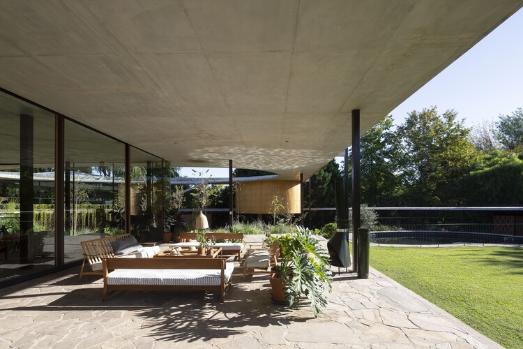 Rita House / Estudio Fernandez Renati - Interior Photography, Facade, Patio