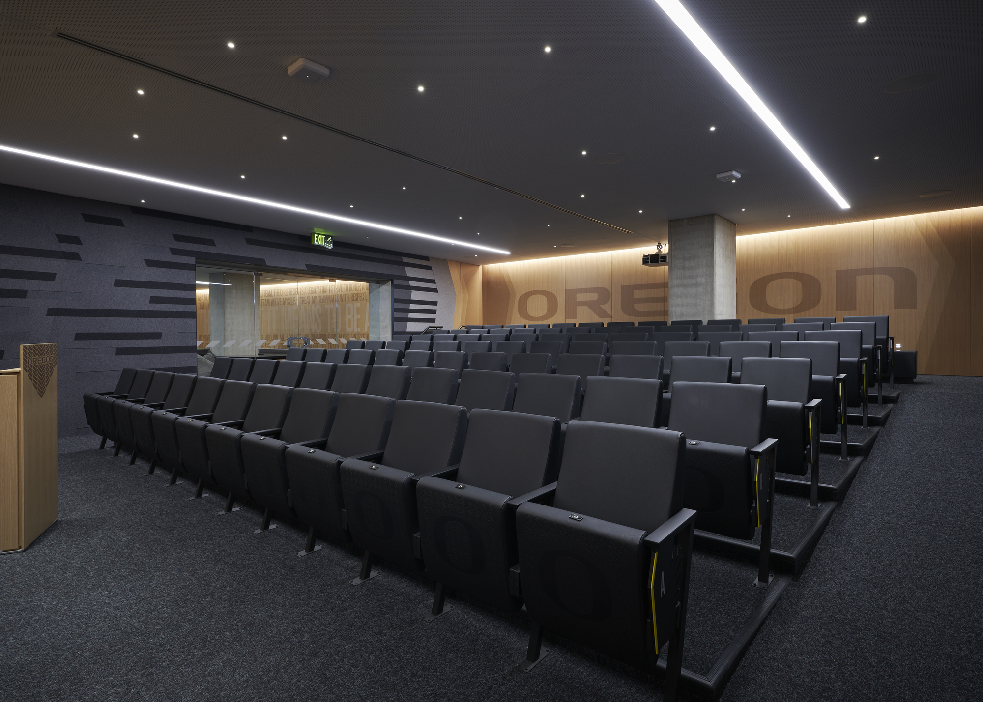 Gallery of Hayward Field / SRG Partnership 39