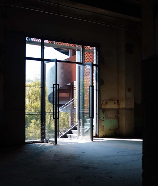 The Wall Maze of Vi Park / XING DESIGN - Image 20 of 32