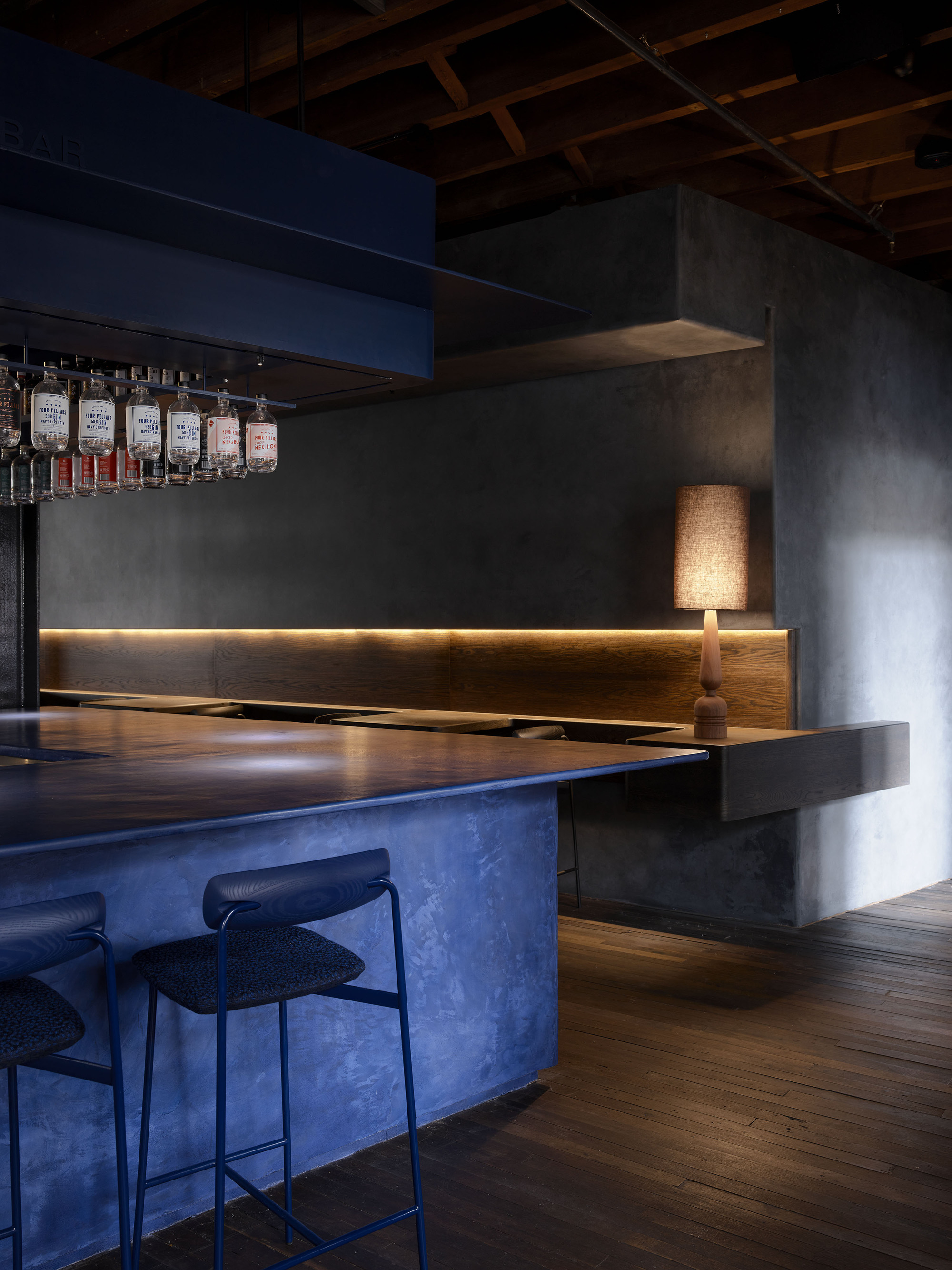 Gallery of Four Pillars Laboratory Gin Shop / YSG.STUDIO - 19