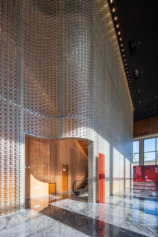 北京国际戏剧中心 / 北京市建筑设计研究院胡越工作室 北京国际戏剧中心 / 北京市建筑设计研究院胡越工作室 - 室内图, 表皮