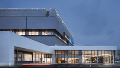 BMW Experience Center / ARCHIHOPE