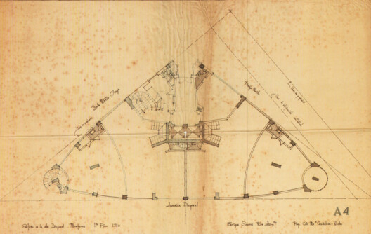 Clássicos da Arquitetura: Edifício Diagonal / Enrique Seoane Ros - Imagem 3 de 15