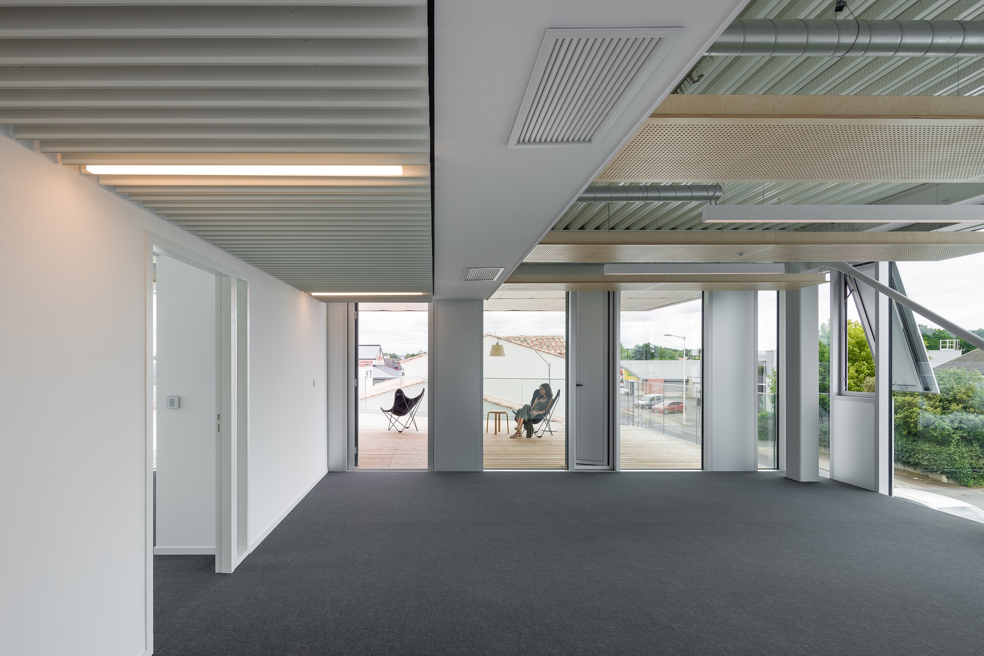 Gallery of Le DomiNO Head Office, Coworking & Shops / Atelier Ronan