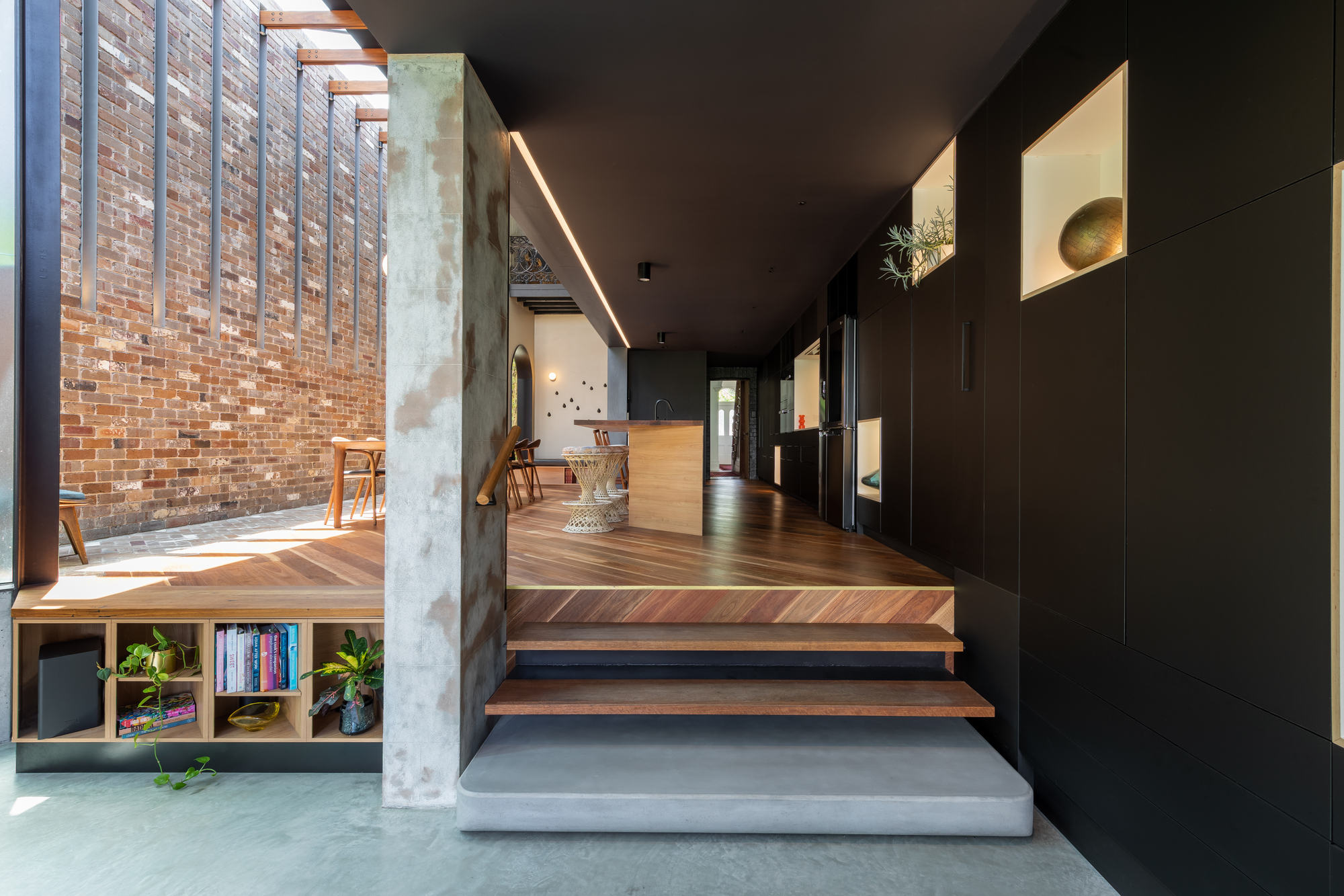 Gallery of ZZ Top House / CplusC Architectural 12