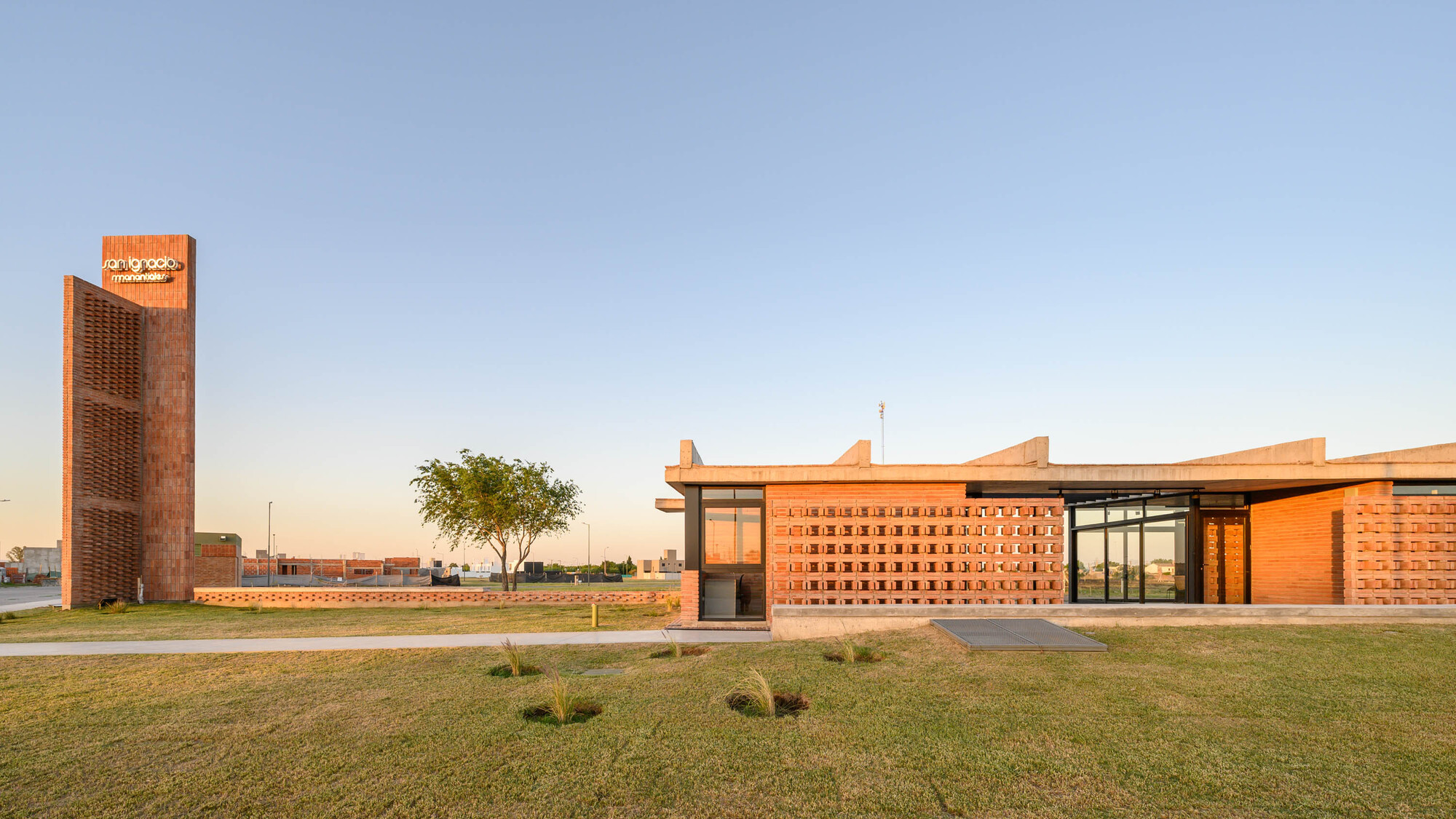 Gallery of San Ignacio Community Center / Grupo Edisur 19