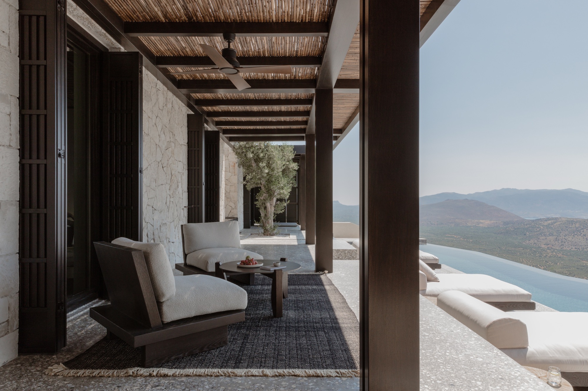 Gallery of The Hill House / block722 12