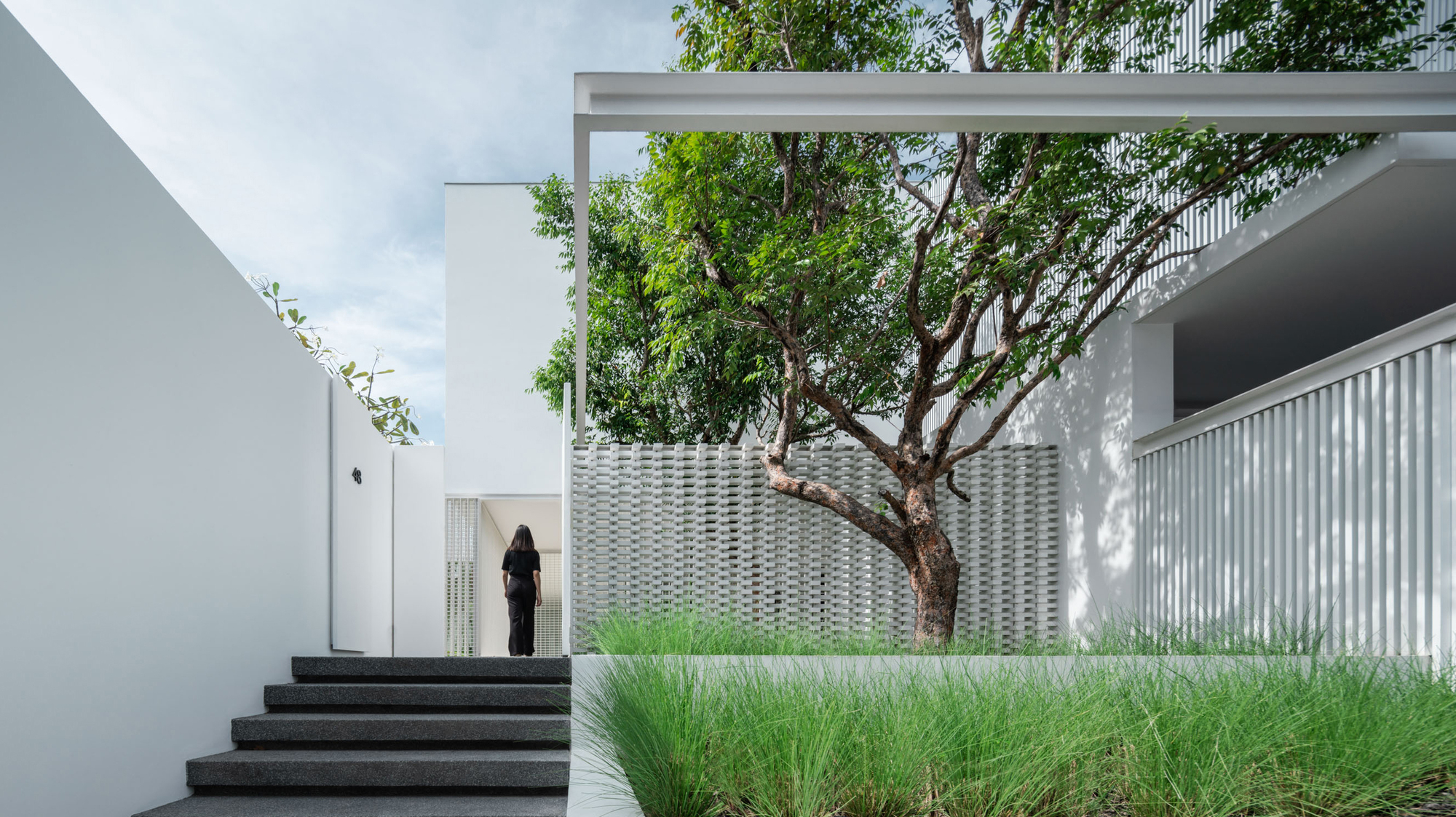 Gallery of Veil House / Ayutt and Associates design 2
