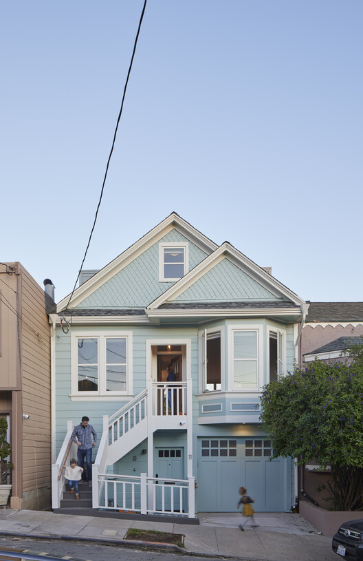  Fourth Wall House / SAW // Spiegel Aihara Workshop - Exterior Photography, Windows, Facade