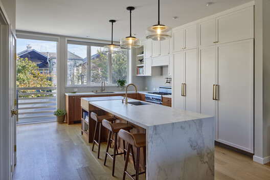  Fourth Wall House / SAW // Spiegel Aihara Workshop - Interior Photography, Kitchen, Table, Countertop, Chair, Windows, Beam