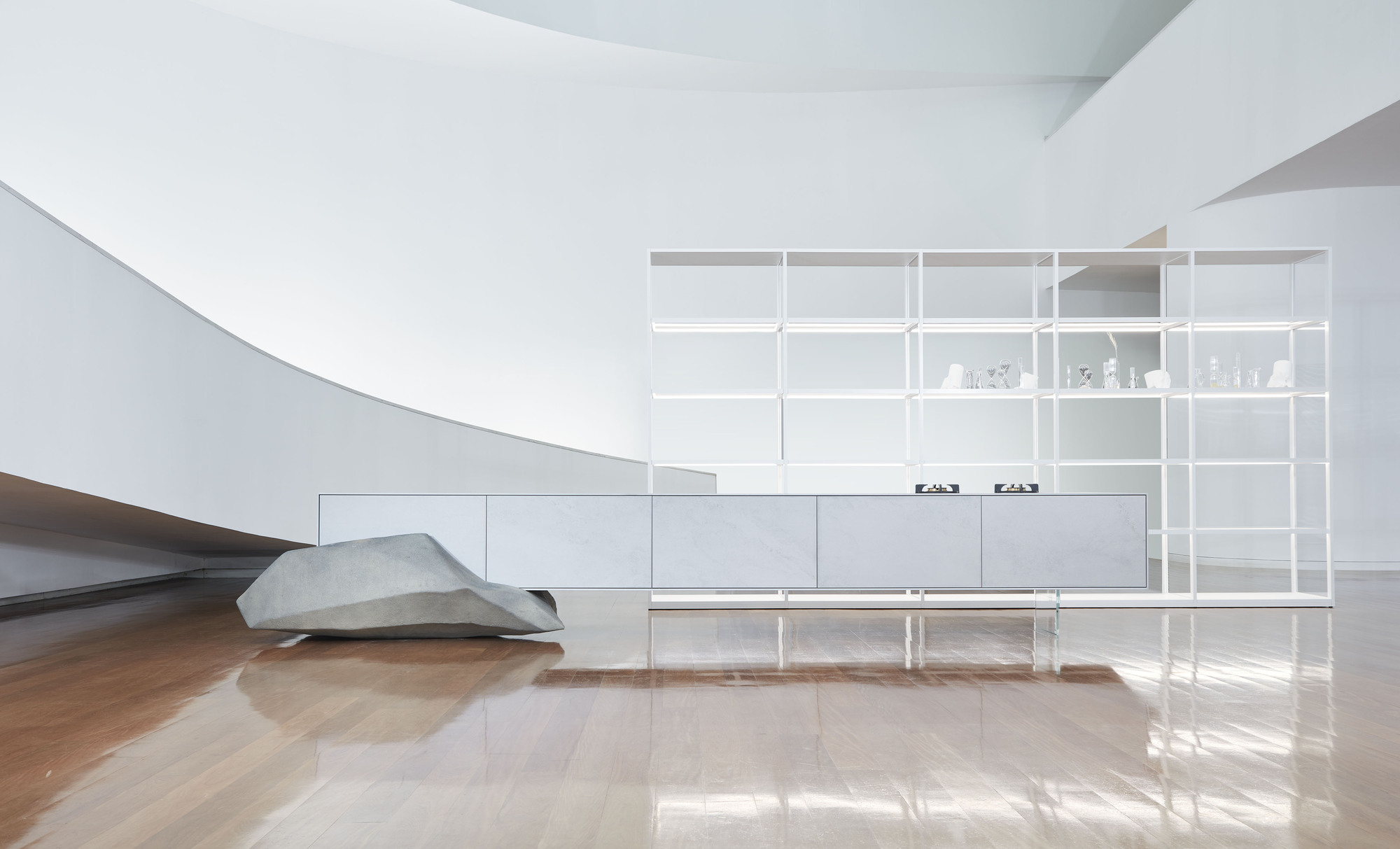 Spaces sculpted by genius: Dell Anno pays tribute to Álvaro Siza