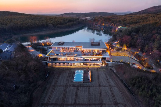 归来兮桠溪庄园酒店综合接待中心 / 建识设计 - 建筑图, 滨水