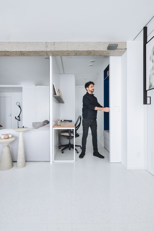 Apartamento Duas Cores / RAWI Arquitetura + Design - Fotografia de Interiores, Cozinha, Pia